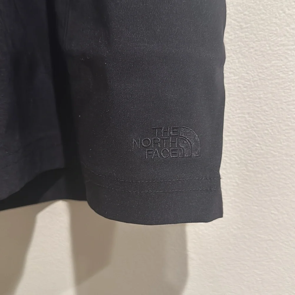 The North Face Small‎ Men's Shorts Moisture Wicking